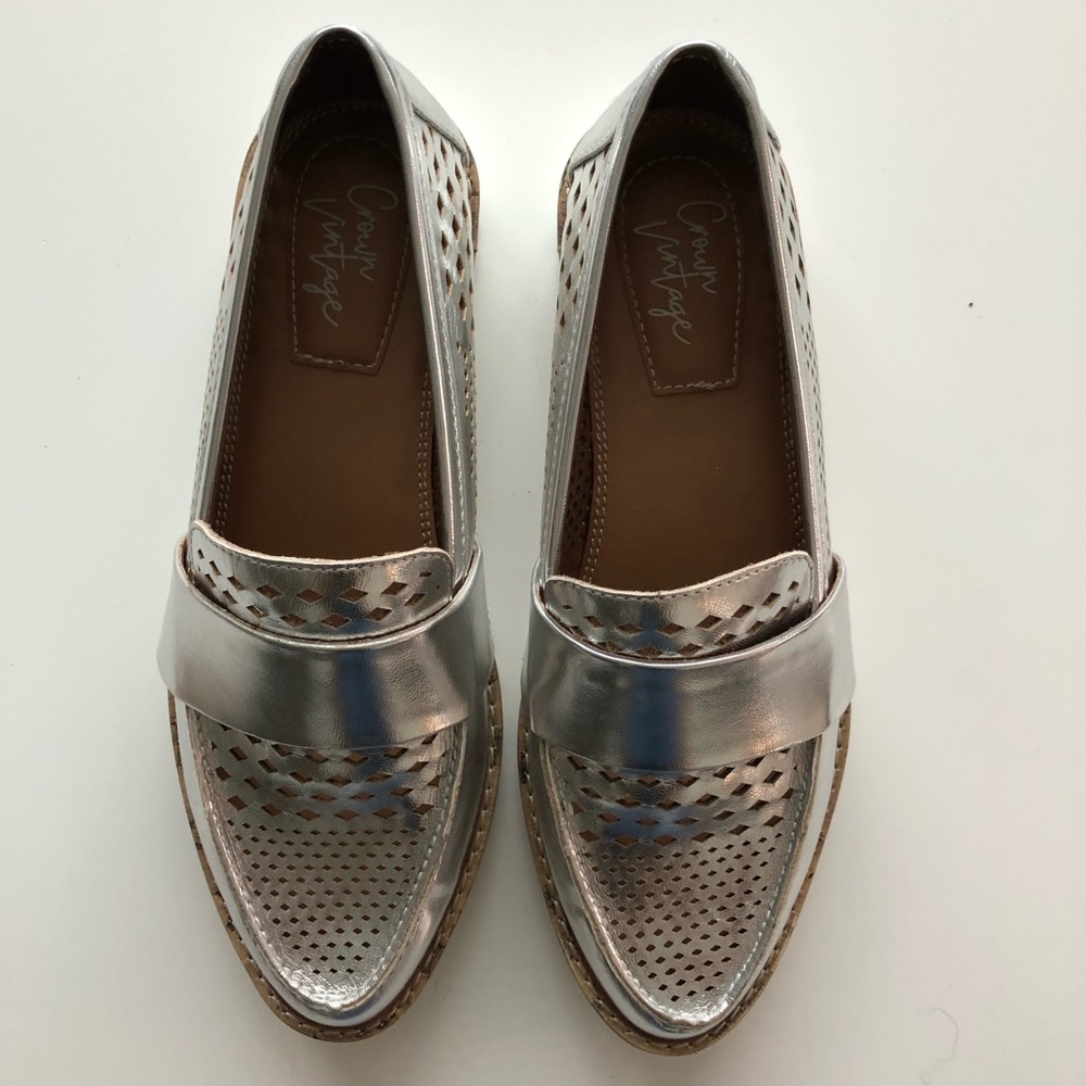 Crown Vintage Silver Loafers